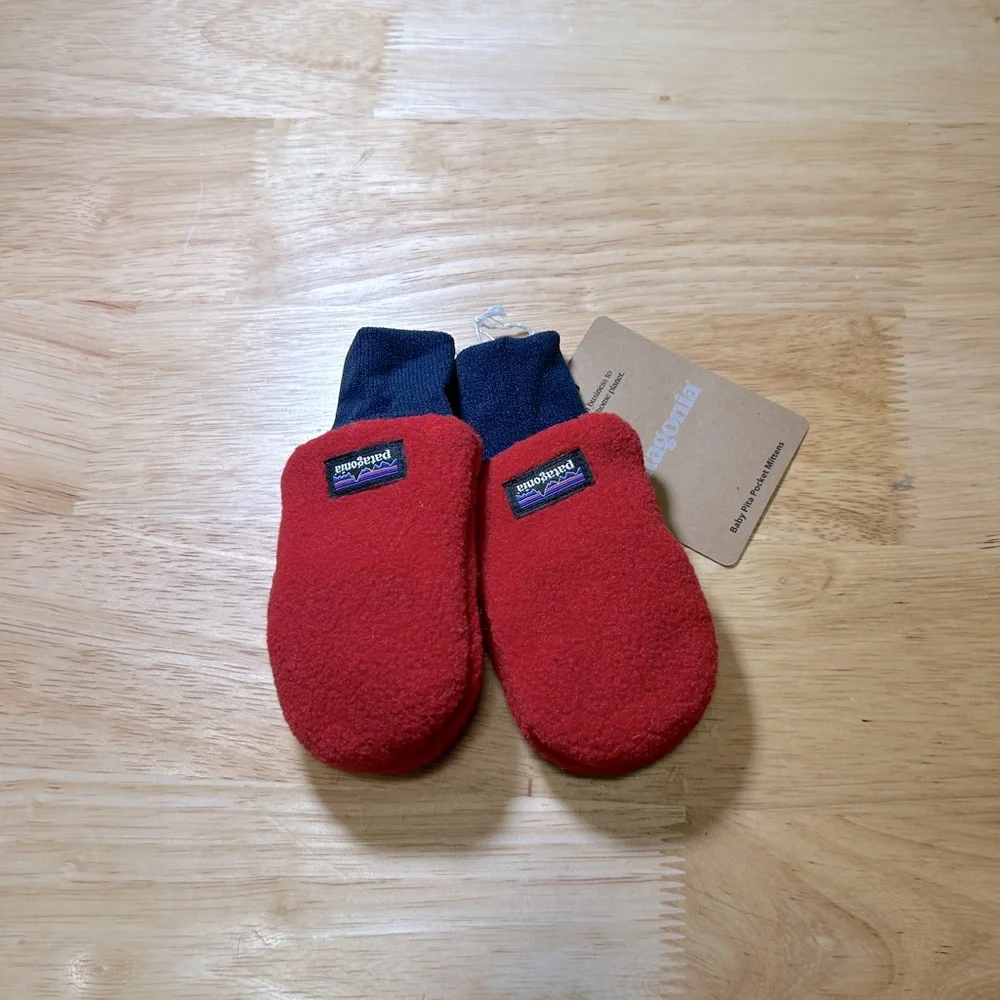 Patagonia Pita Pocket Mittens NWT 3-6M - Picture 2 of 4